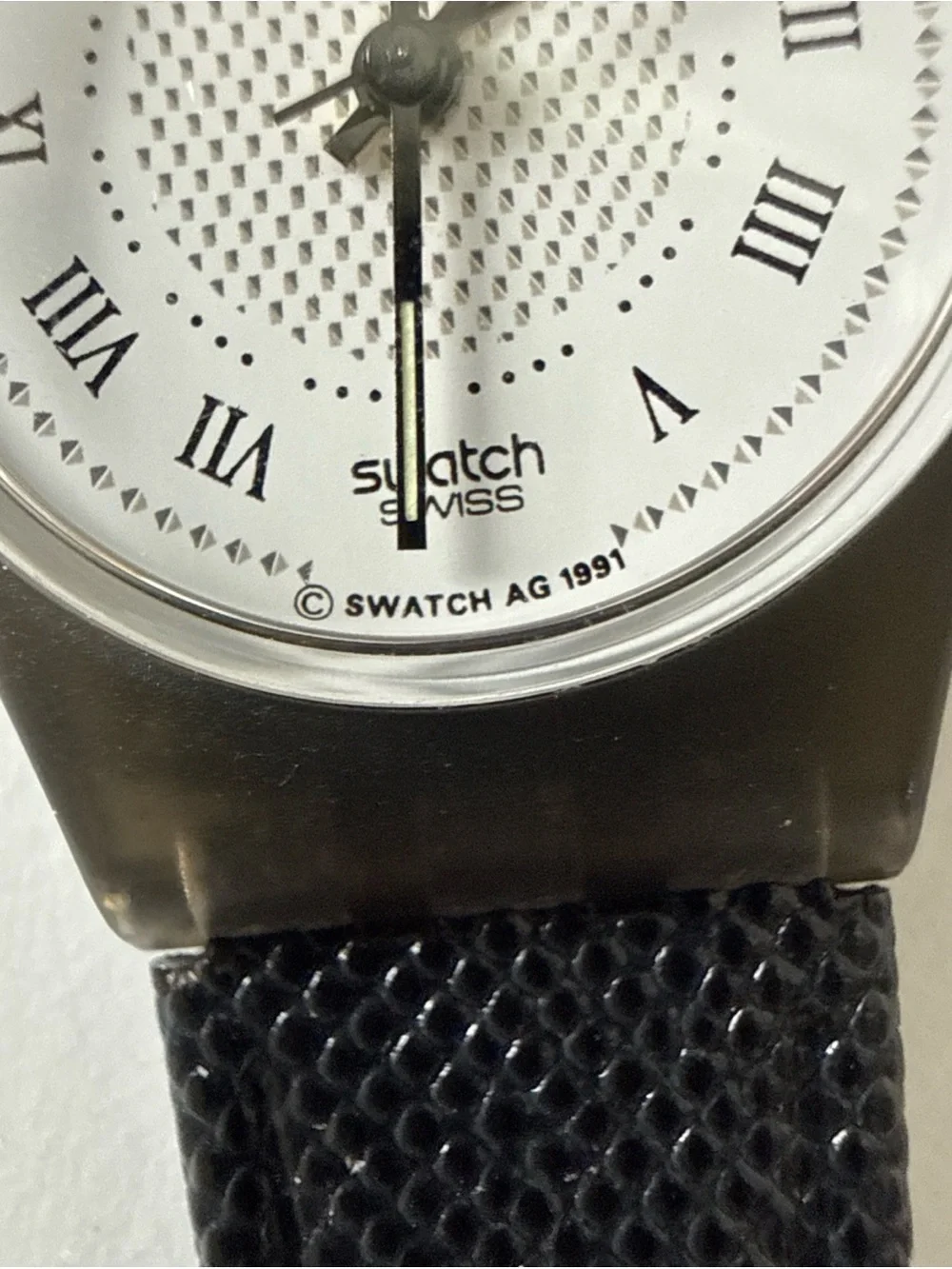 1991 Swatch LM106 Debutante Very Good Condition + Case New Battery Runs READ